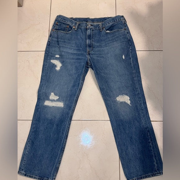 Levis - Picture 7 of 7